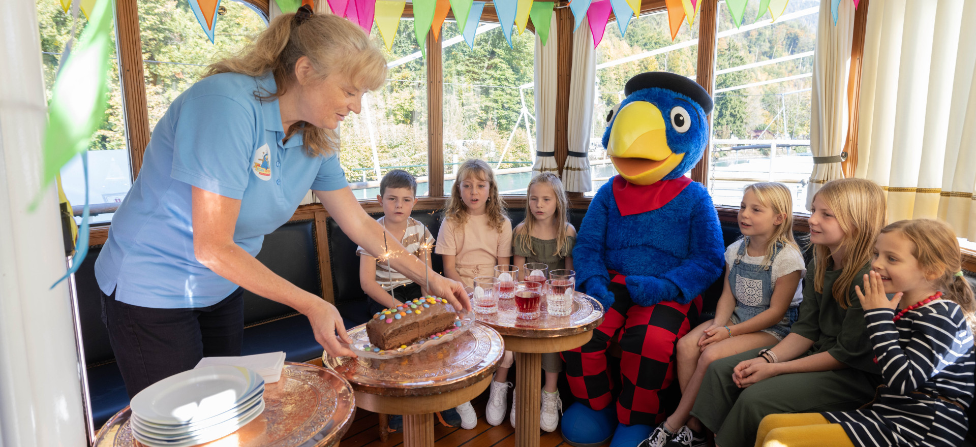 Globi Kinderparty auf Dampfschiff