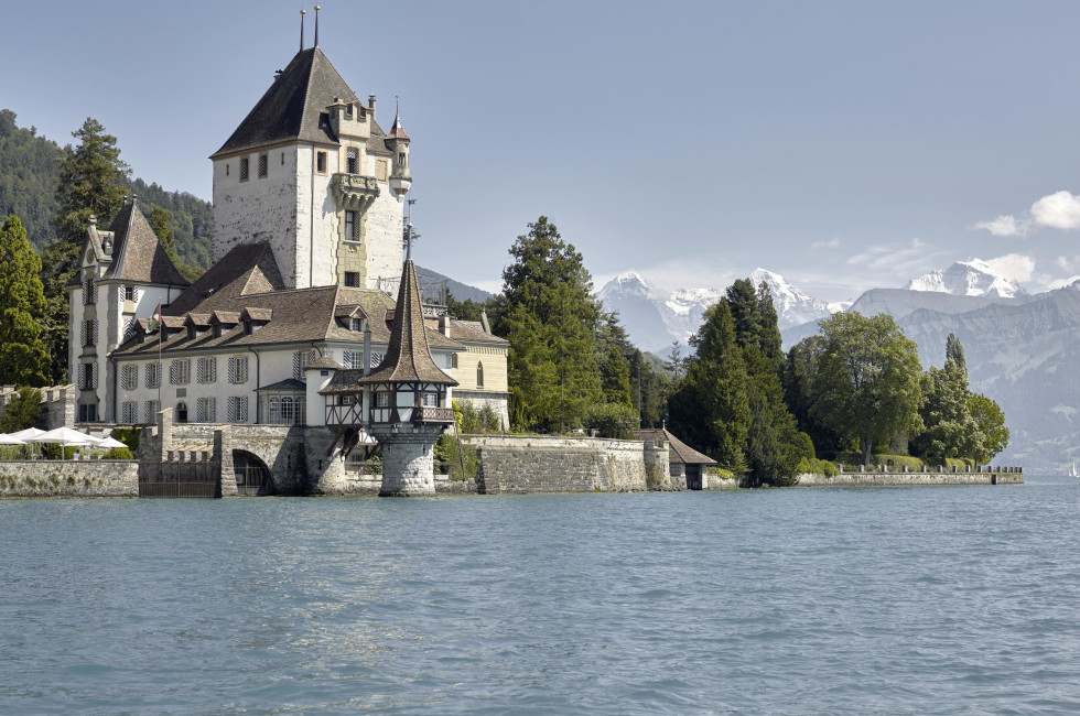 See mit Blick auf das Schloss Oberhofen